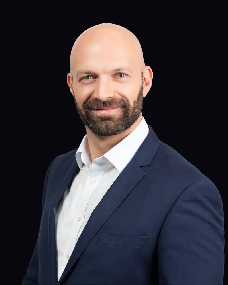 Lénárd Földesi